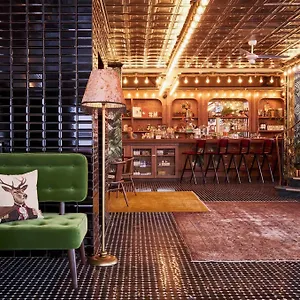 Max Brown Midtown, Part Of Sircle Collection **** Düsseldorf